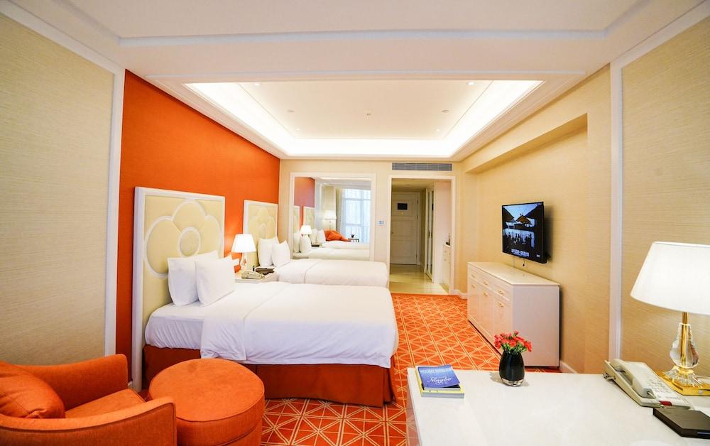 Hotel Wyndham Grand Plaza Royale Ningbo Esterno foto