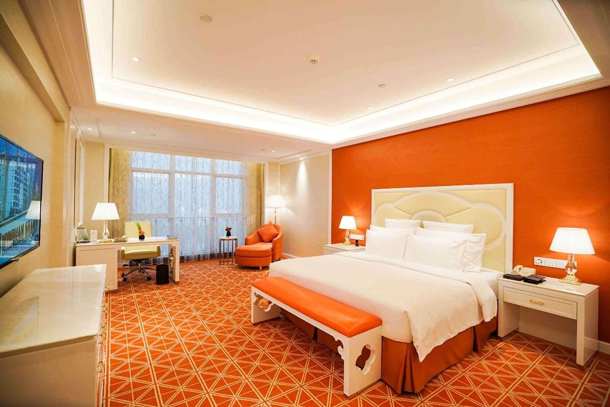 Hotel Wyndham Grand Plaza Royale Ningbo Esterno foto