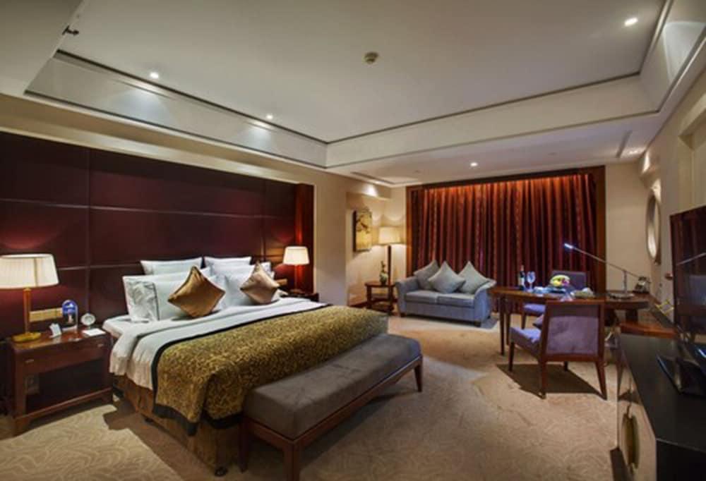 Hotel Wyndham Grand Plaza Royale Ningbo Esterno foto