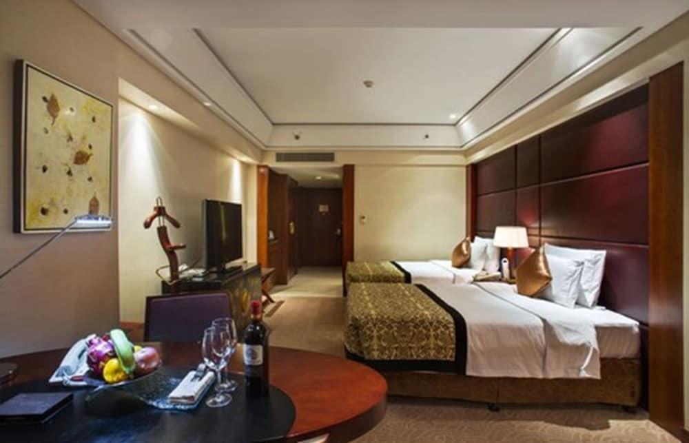 Hotel Wyndham Grand Plaza Royale Ningbo Esterno foto